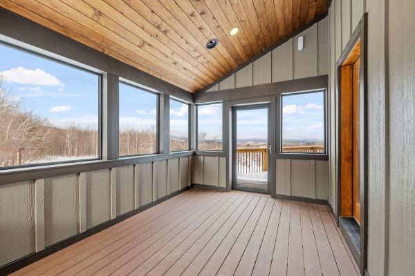 Cost of Porch Ceiling Installation in San Francisco