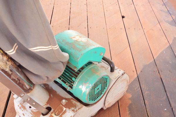 Cost of Cedar Deck Sanding in San Francisco